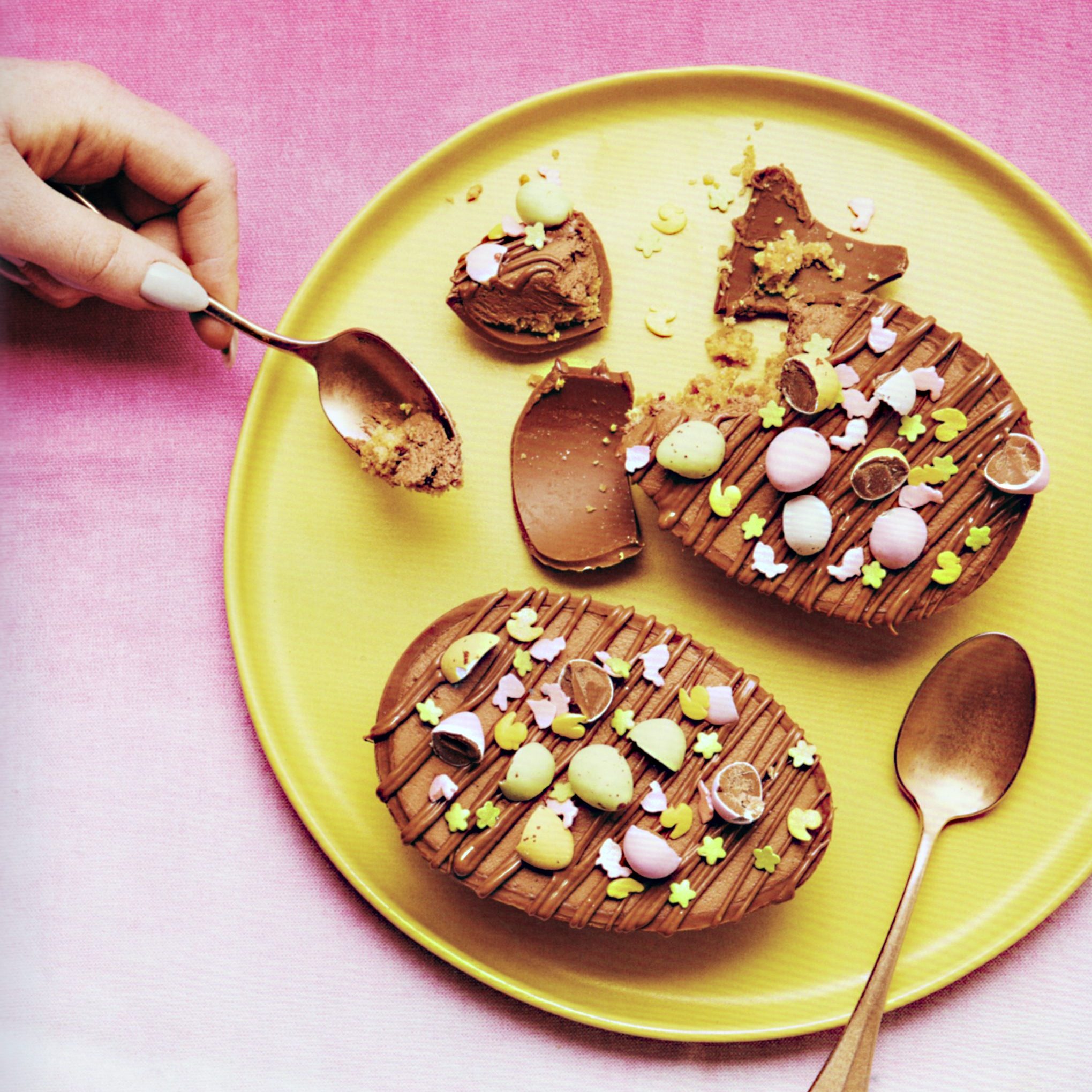 No-Bake Cheesecake Eggs